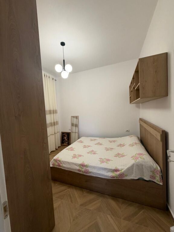 Vendesi Super Villa di 5 piani a Selite vicino alla scuola Marin Barleti a Tirana ID 3891