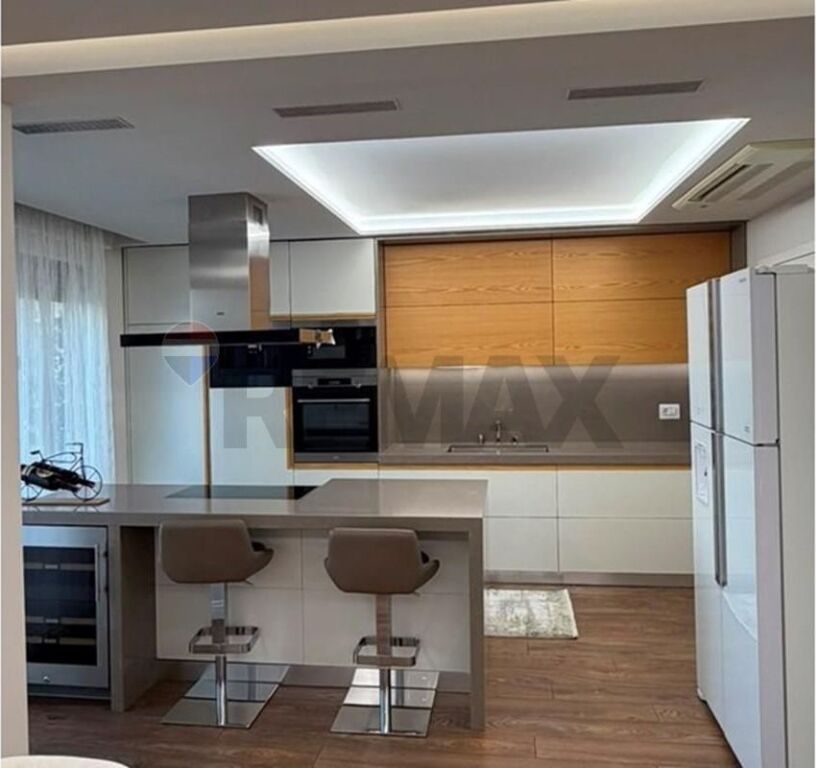 Apartament - Për Shitje - Blloku Gintash, Tiranë