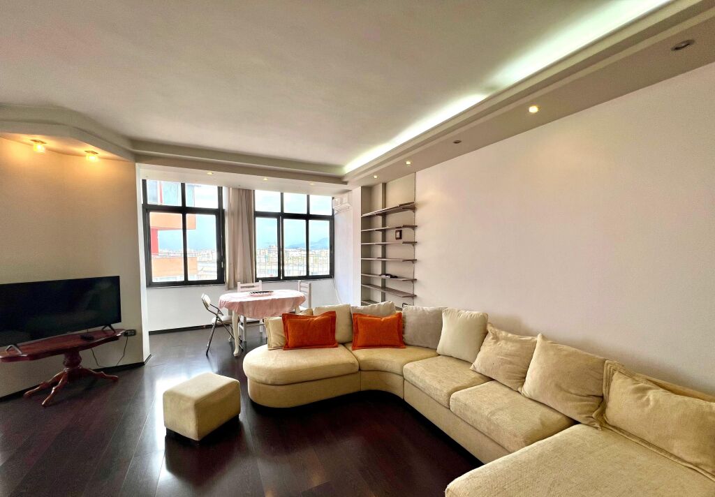 For Rent: 2+1 + 2 Balconies 📍 Opposite Kristal Center (At Big Market) - 60,000 Lek/Month - 5th Floor || Area: 112m²
