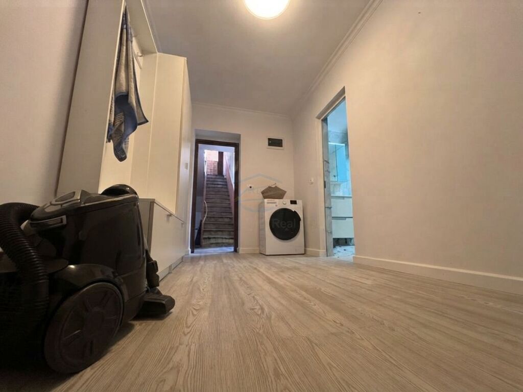 Shitet, Apartament 1+1 Rruga e Dibres, Tirane