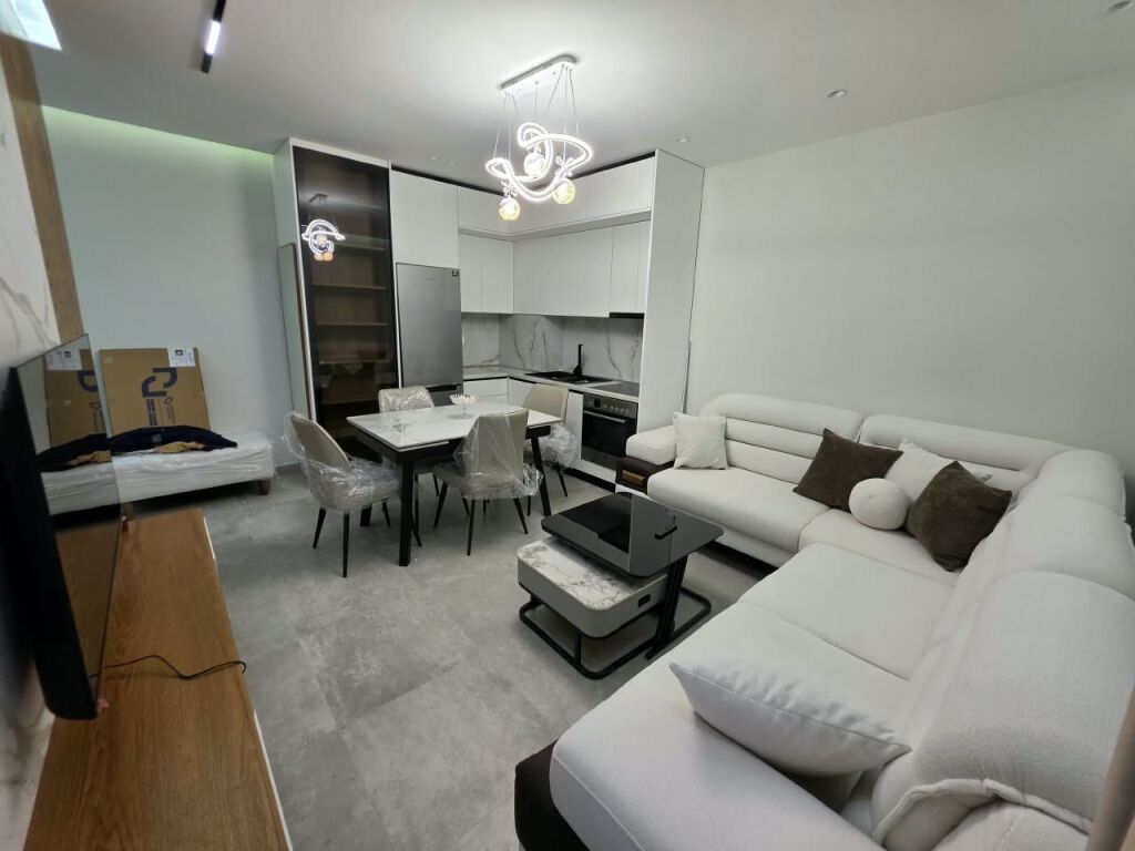🏡 Apartament 1+1 me qera  📍 Rruga e Dibrës, pranë njësisë numër 8