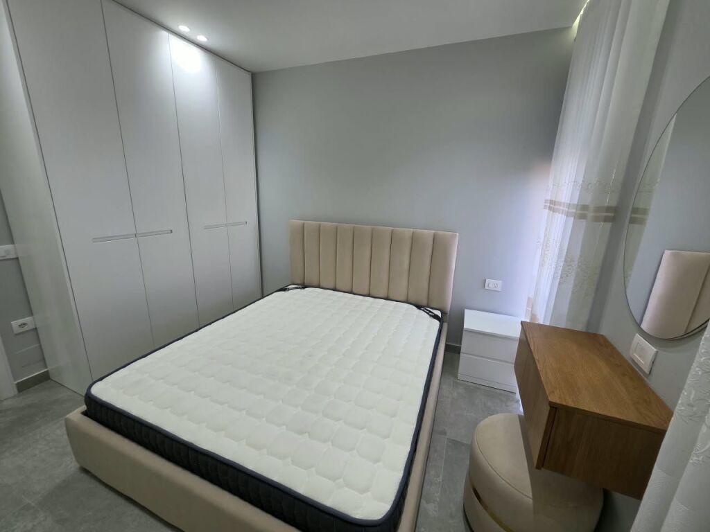 🏡 Apartament 1+1 me qera  📍 Rruga e Dibrës