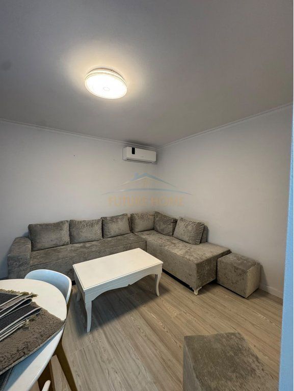 Shitet, Apartament 1+1 Rruga e Dibres, Tirane