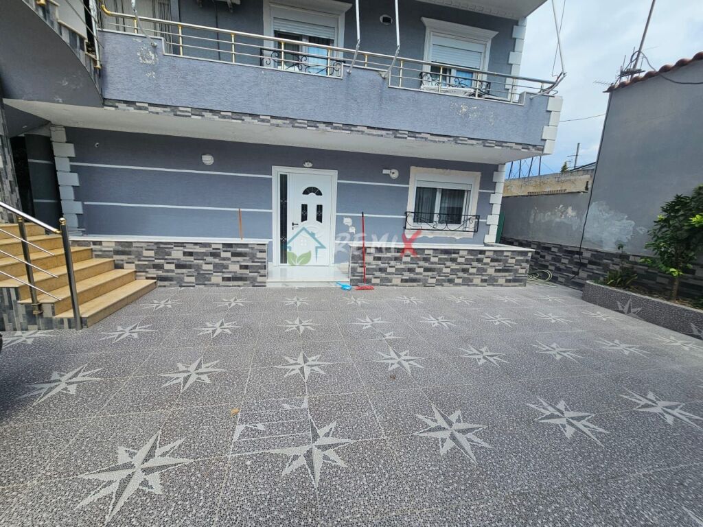 🏡 APPARTAMENTO 2+1 IN AFFITTO – VICINO ALLA CASERMA DEI POMPIERI, DURRËS!