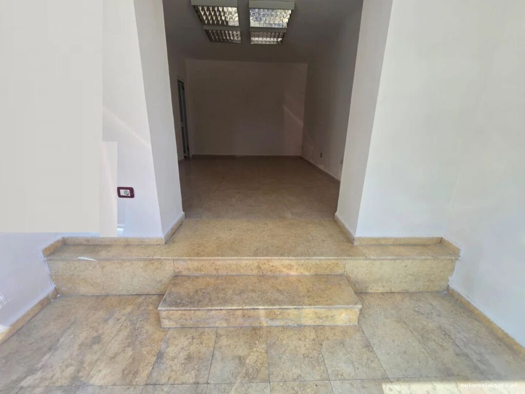 Shop For Rent at Myslym Shyri (ID BD21945) Tirana