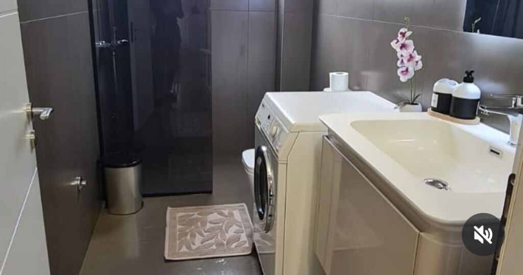 Apartsment 1+1 me qira te Mozaiku i tiranes
