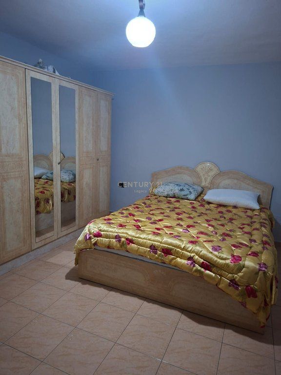 Appartamento 3+1 in affitto, Vicino alla scuola "Osman Myderizi" 50.000 Lek /Mese