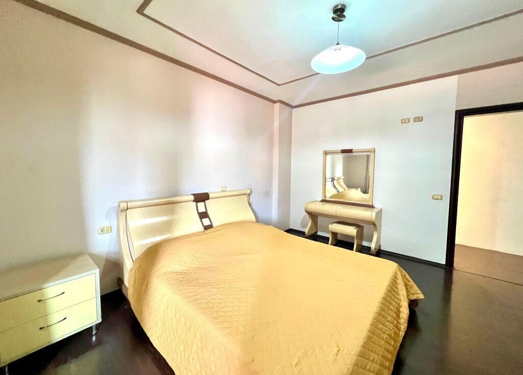 For Rent: 2+1 + 2 Balconies 📍 Opposite Kristal Center (At Big Market) - 60,000 Lek/Month - 5th Floor || Area: 112m²