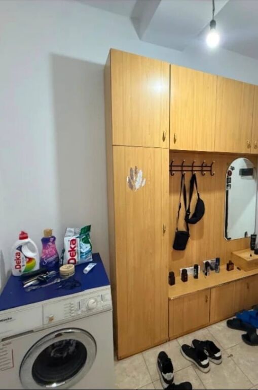 APARTAMENT 1+1.35,000 LEKE, LAPRAKE