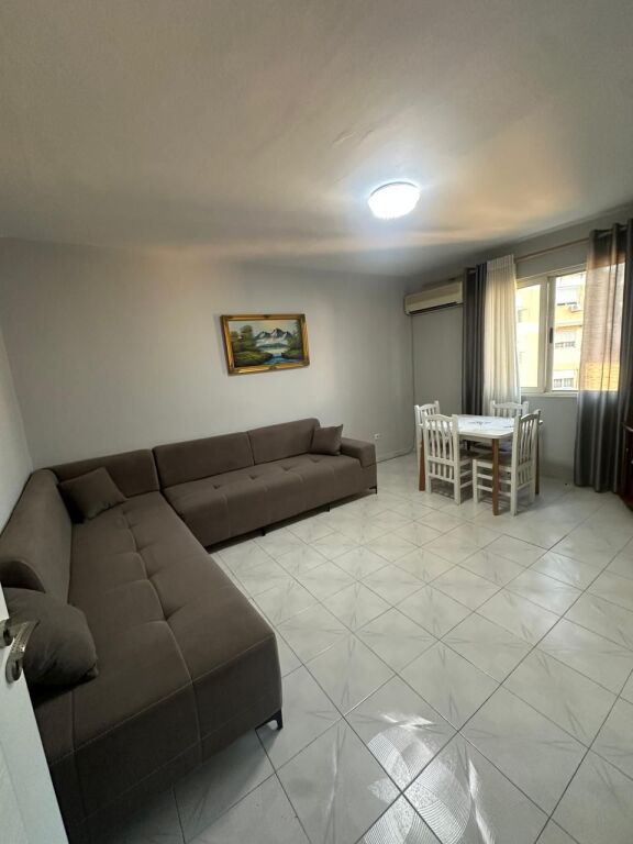Rent | Apartament 1 + 1 | Ali Demi | 350 €/month