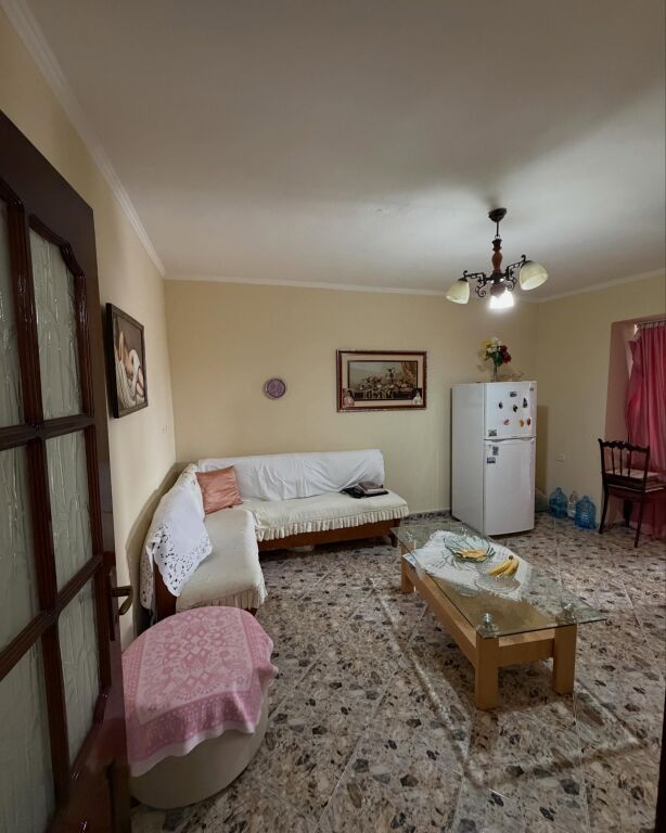 💥Shitet apartament 2+1 prane shetitores Josif Budo,Kavaje💥