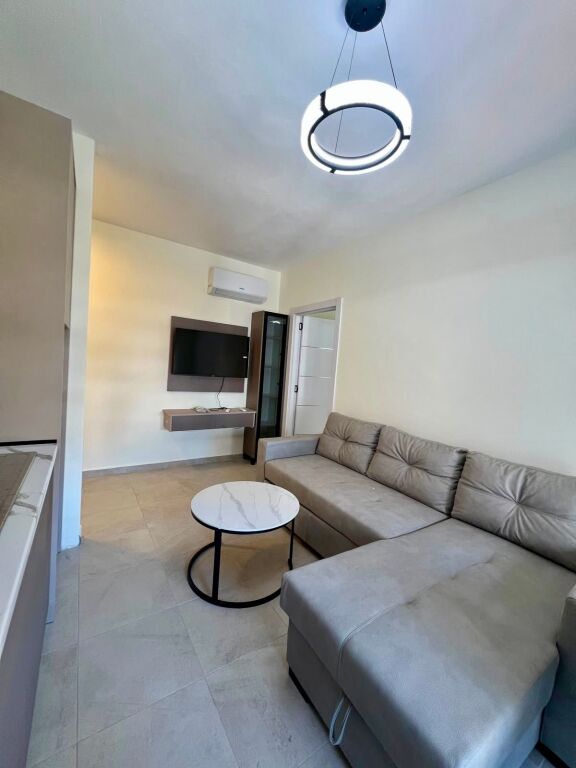 📣 QERA Apartament 1+1 Me Parking 📍 Rruga e “Dibres”, Prane Vila Goldi ✨