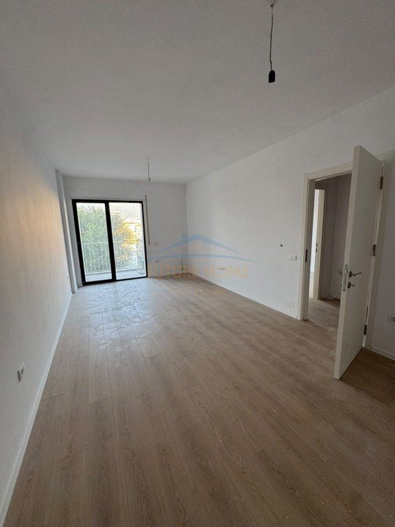 Shitet Apartament 1+1, Kompleksi ASL 2, Xhamllik