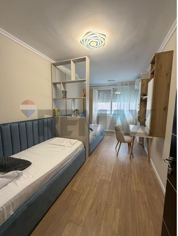 APARTAMENT 2+1 ME QIRA PRANË STADIUMIT AIR ALBANIA