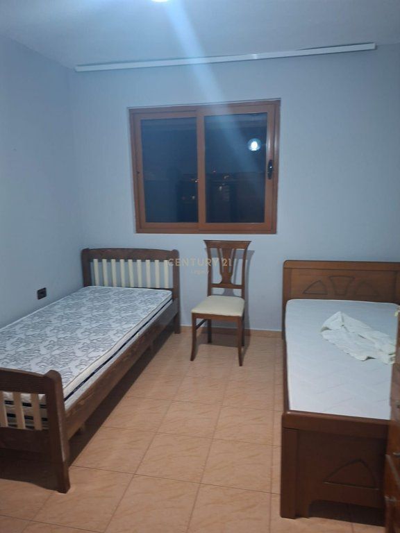 Appartamento 3+1 in affitto, Vicino alla scuola "Osman Myderizi" 50.000 Lek /Mese