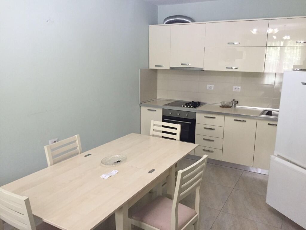 Affitto | Apartament 2 + 1 | BLLOKU | 750 €/mese