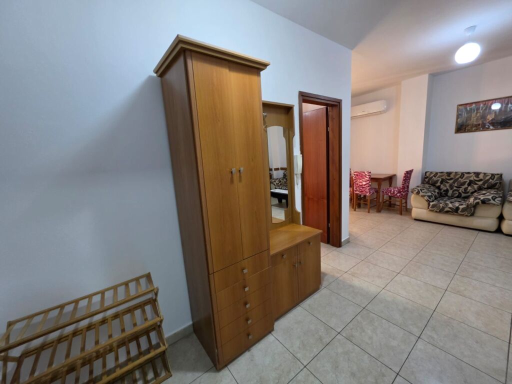Qera | Apartament 1 + 1 | Bulevardi Zogu i Parë | 550 €/muaj