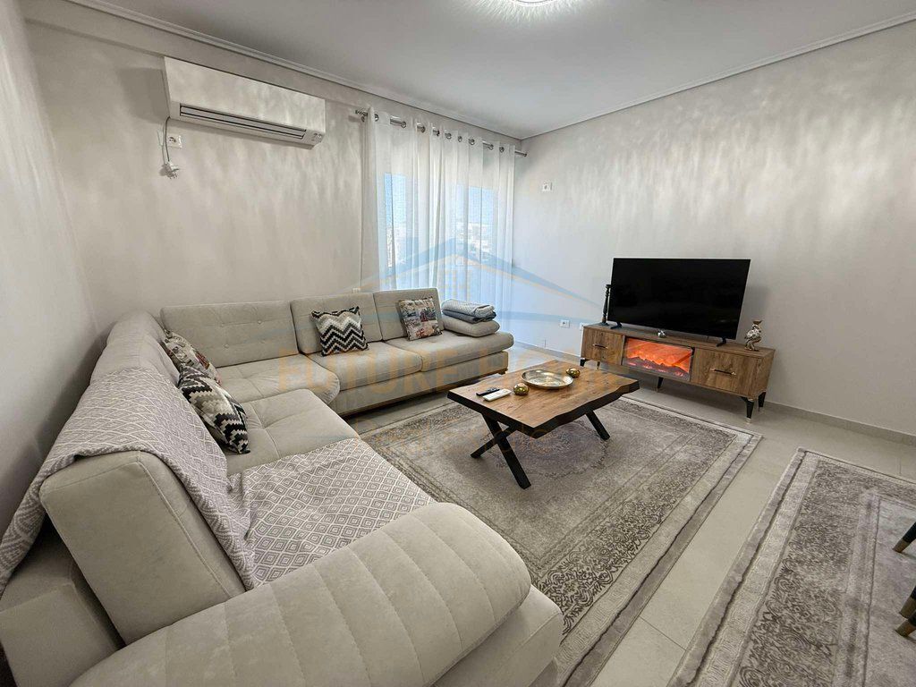 Qera, Apartament 2+1+2, Prane Ardenos.