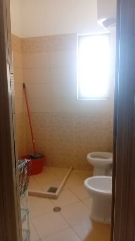 Qera | Shtëpi private 3 + 1 | Rruga Jordan Misja | 550 €/muaj