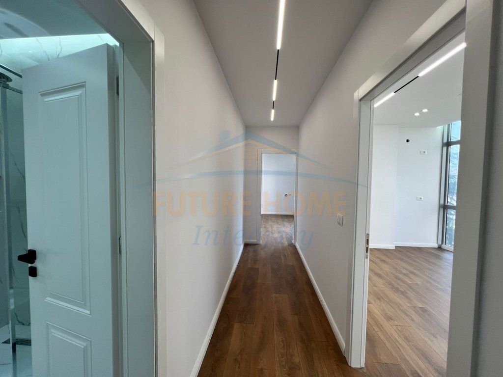 Shitet Apartament 1+1, 21 Dhjetori