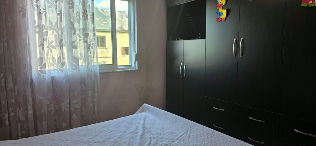 Apartament 1+1 per shitje Varri i Bamit pasticeri Lika !