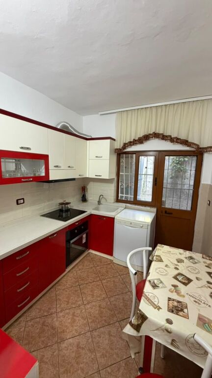 FOR RENT APARTMENT 3+1 AREA VILA E ZOGUT, DURRES