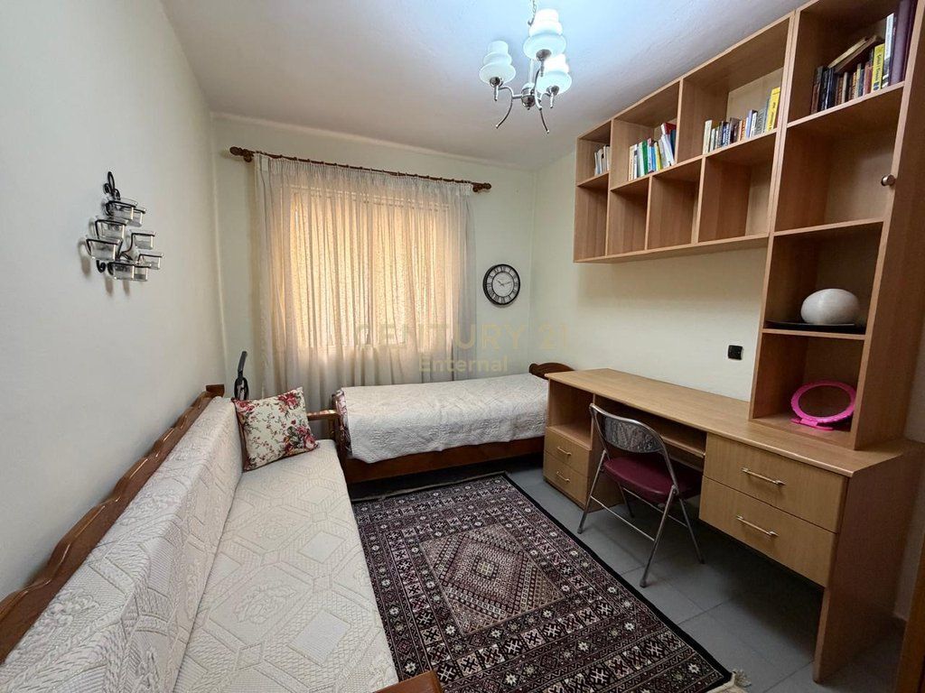 APARTAMENT 2+1 ME QIRA – PRANË MINISTRISË SË JASHTME
