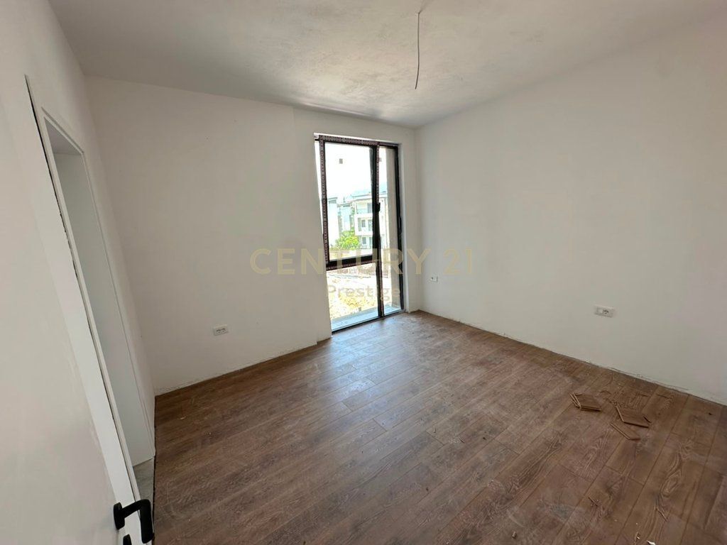 APARTMENT 2+1+2 FOR SALE "LAKE DIAMOND RESIDENCE", DRY LAKE-TIRANA!