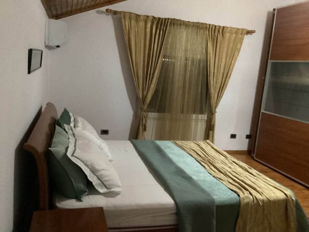 CASA IN AFFITTO 3+1+2 +PARCHEGGIO - VICINO ALLA CITTÀ STUDENTI