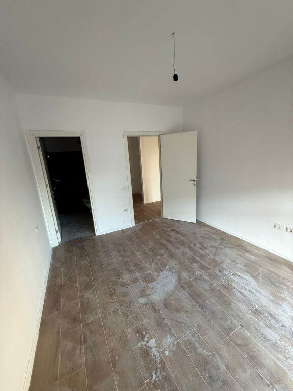 📍Xhamllik Rezidenca Asl Shitet Apartament 2+1+2