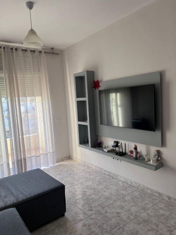 APPARTAMENTO 2+1 50.000 LEKE ASTIR, COMPLESSO FRATARI