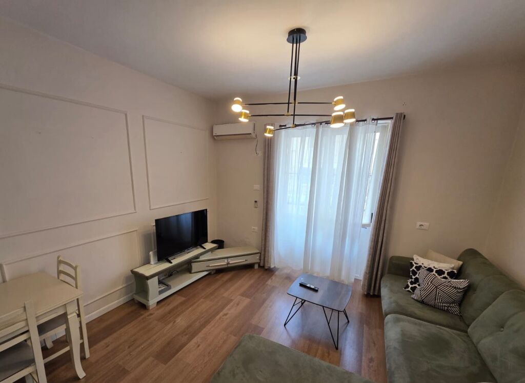 Affitto | Apartament 1 + 1 | Rruga Myslym Shyri | 650 €/mese