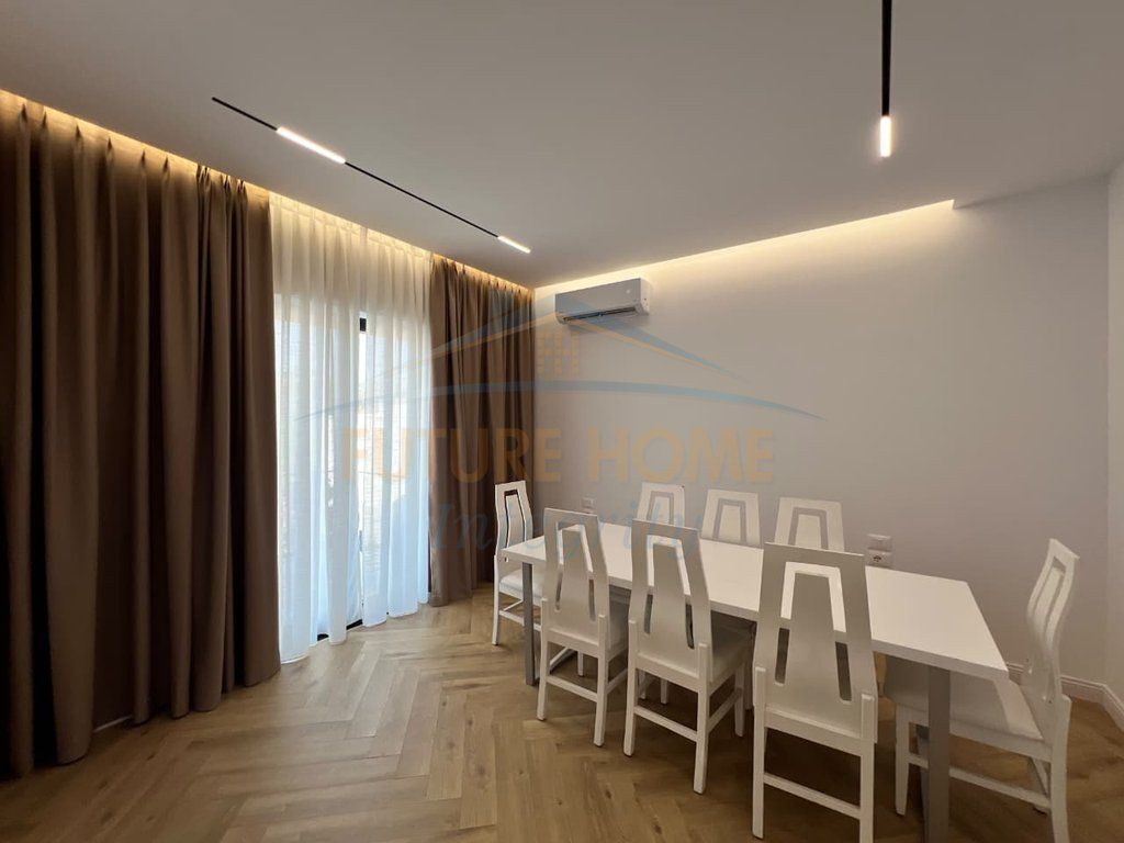 For rent, 2-Storey Villa+3 Parking Spaces, Old Sauk, Tirana.