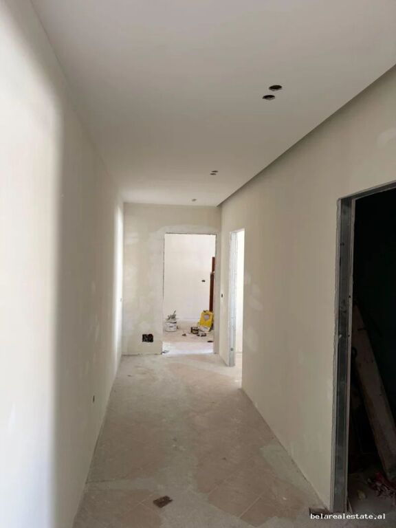 Apartament Ne Shitje 2+1 Ne Fresk ( ID B120802) Tirane