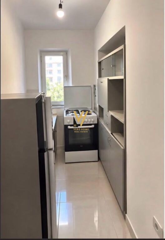 SHITET APARTAMENT 1+1+VERANDE NE FIER 5.400.000 LEKE