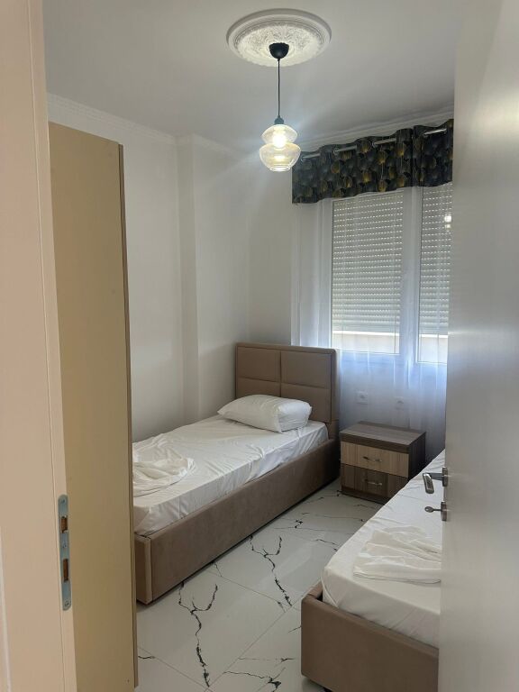 Apartament 2+1 i mobiluar me qera tek Golden Park 3