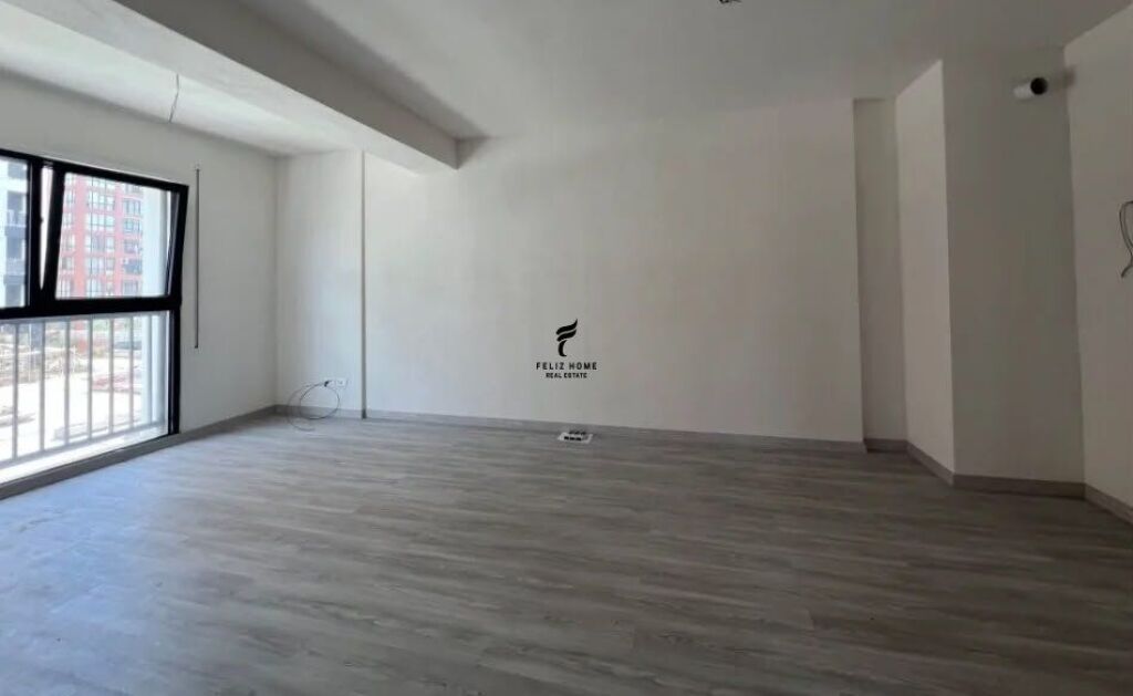 ZYRE ME QERA 107 M2 BULEVARDI RI 55.000 LEKE FH-93001