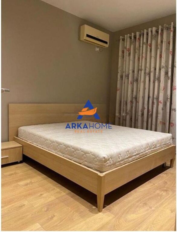 AFFITTASI APPARTAMENTO 2+1+BALCONE "COMUNE DI PARIGI" 75.000 LEKE