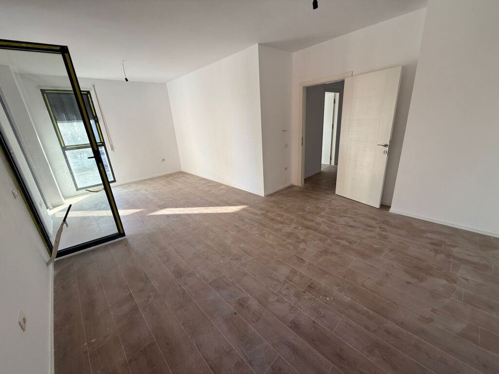 📍Xhamllik Rezidenca Asl Shitet Apartament 2+1+2