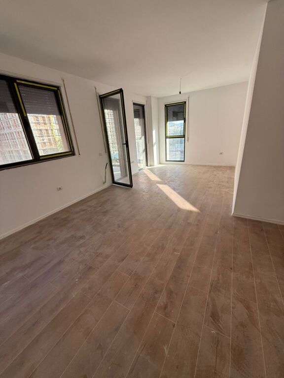 📍Xhamllik Rezidenca Asl Shitet Apartament 2+1+2