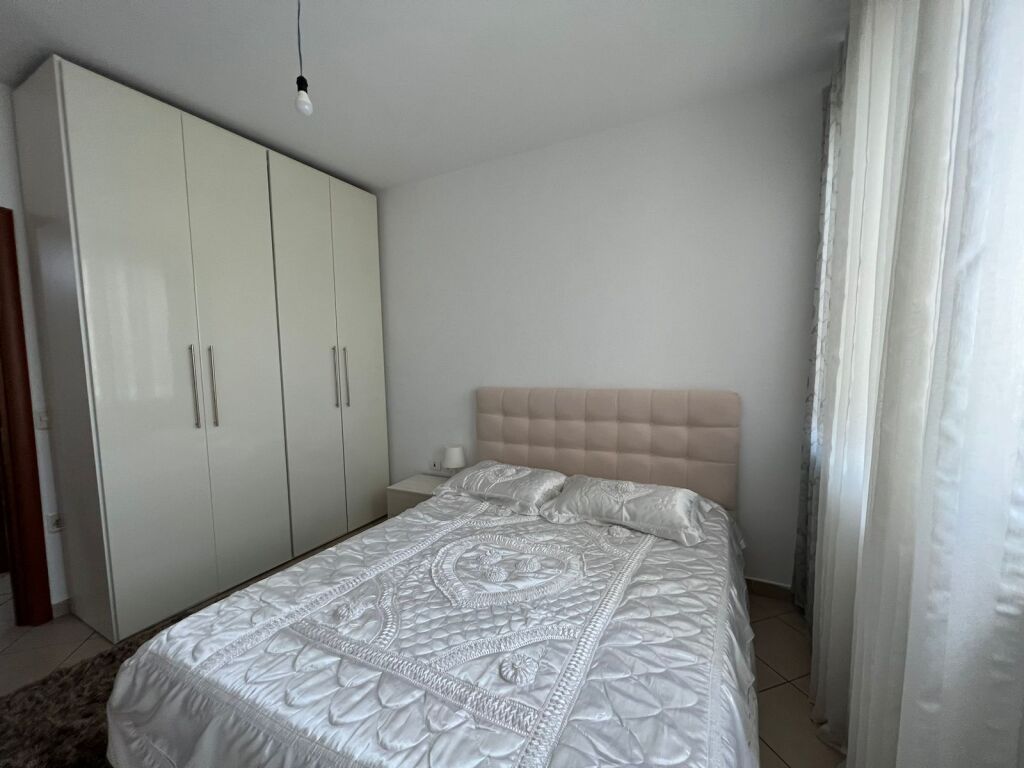 🏠 Apartment 3+1 on Kavaja Street