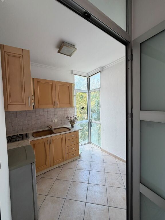 OFFICE FOR RENT 118 M2 FORMER EXHIBITION 100,000 LEKE FH-92949