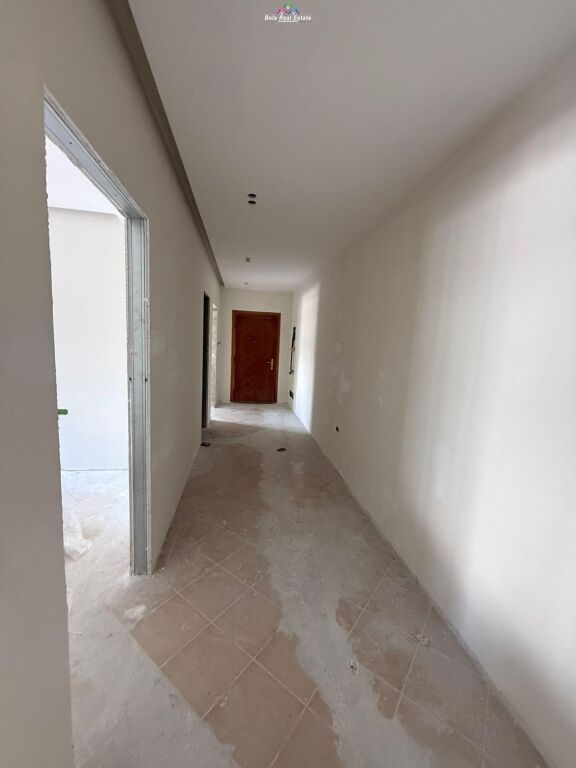 Apartament Ne Shitje 2+1 Ne Fresk ( ID B120802) Tirane