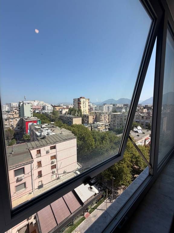 Shitet Apartament 2+1 – CONDOR CENTER Rruga e Kavajës* 179,000 € 17,900,000 Lekë