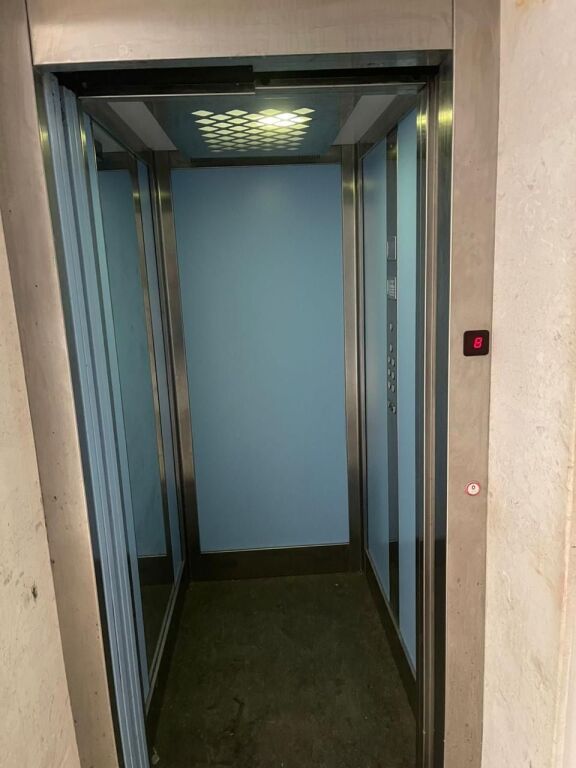 Ofrohet apartament per shitje ne orikum
