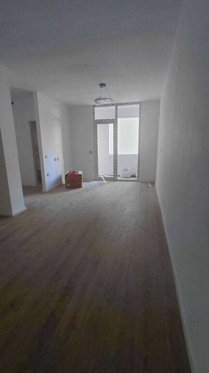 Astir shitet Apartament grasionere