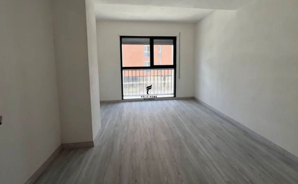 ZYRE ME QERA 107 M2 BULEVARDI RI 55.000 LEKE FH-93001