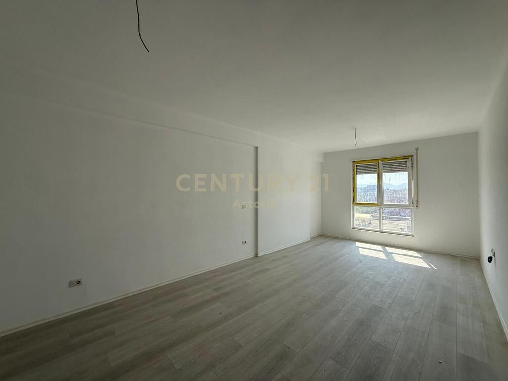 Appartamento 2+1 in vendita a 5-Maji