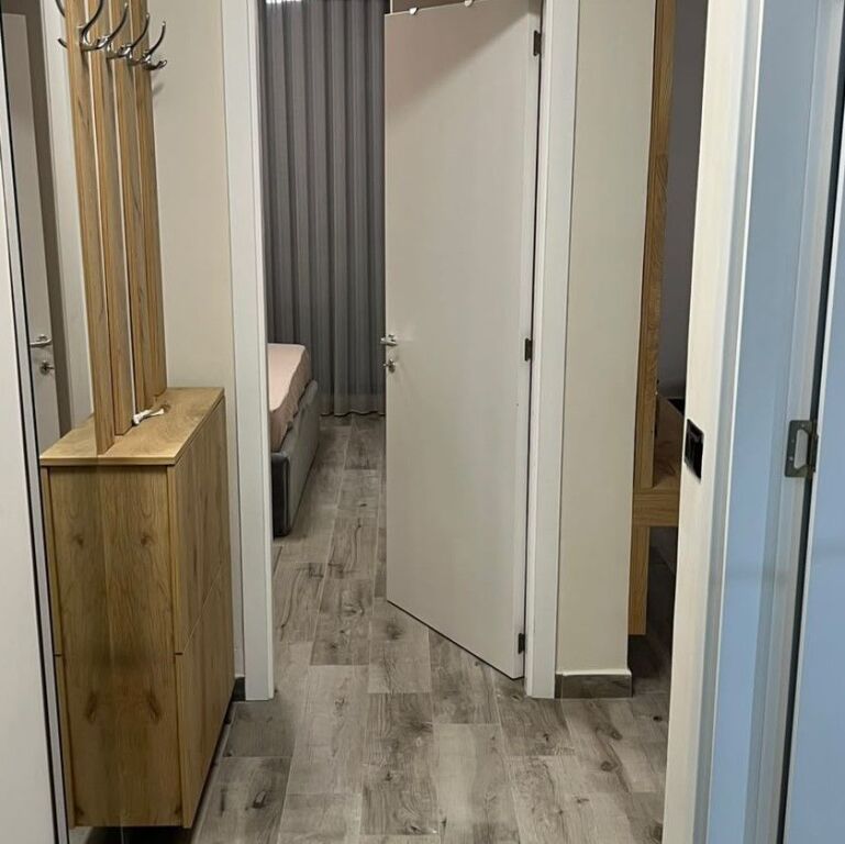 🏡✨ JEPET ME QIRA APARTAMENT 1+1 + PARKIM – PRANË TEG ✨🏡