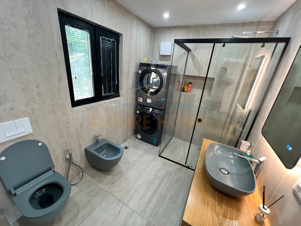 For rent, 2-Storey Villa+3 Parking Spaces, Old Sauk, Tirana.
